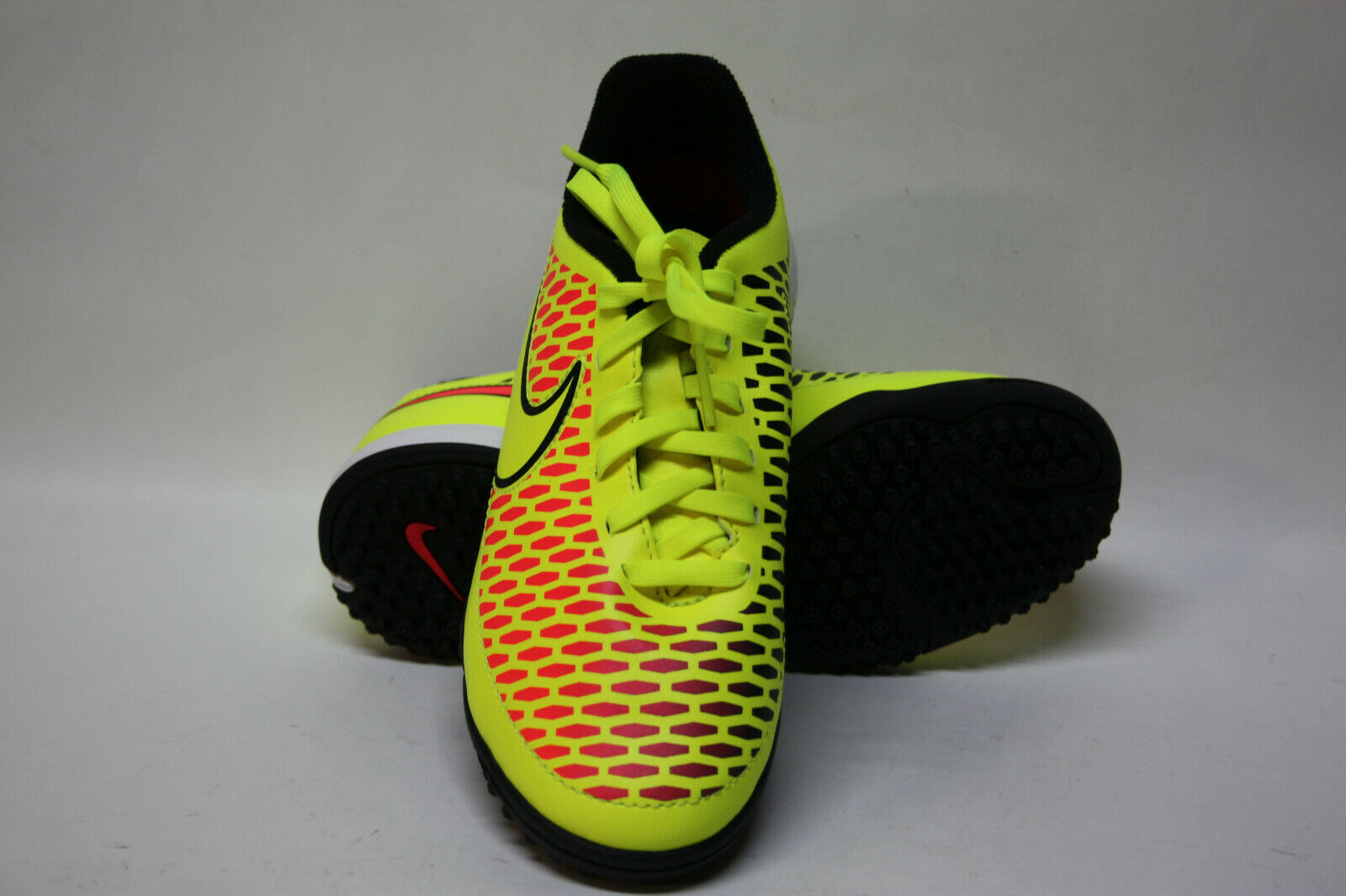 después del colegio Premonición único FutsalFeed | Nike Magista Onda – Super Lightweight...